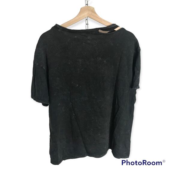 Nightmare On Elm Street NWT Women's Junior Large Asymmetrical Cutout Wash Top - Picture 3 of 9